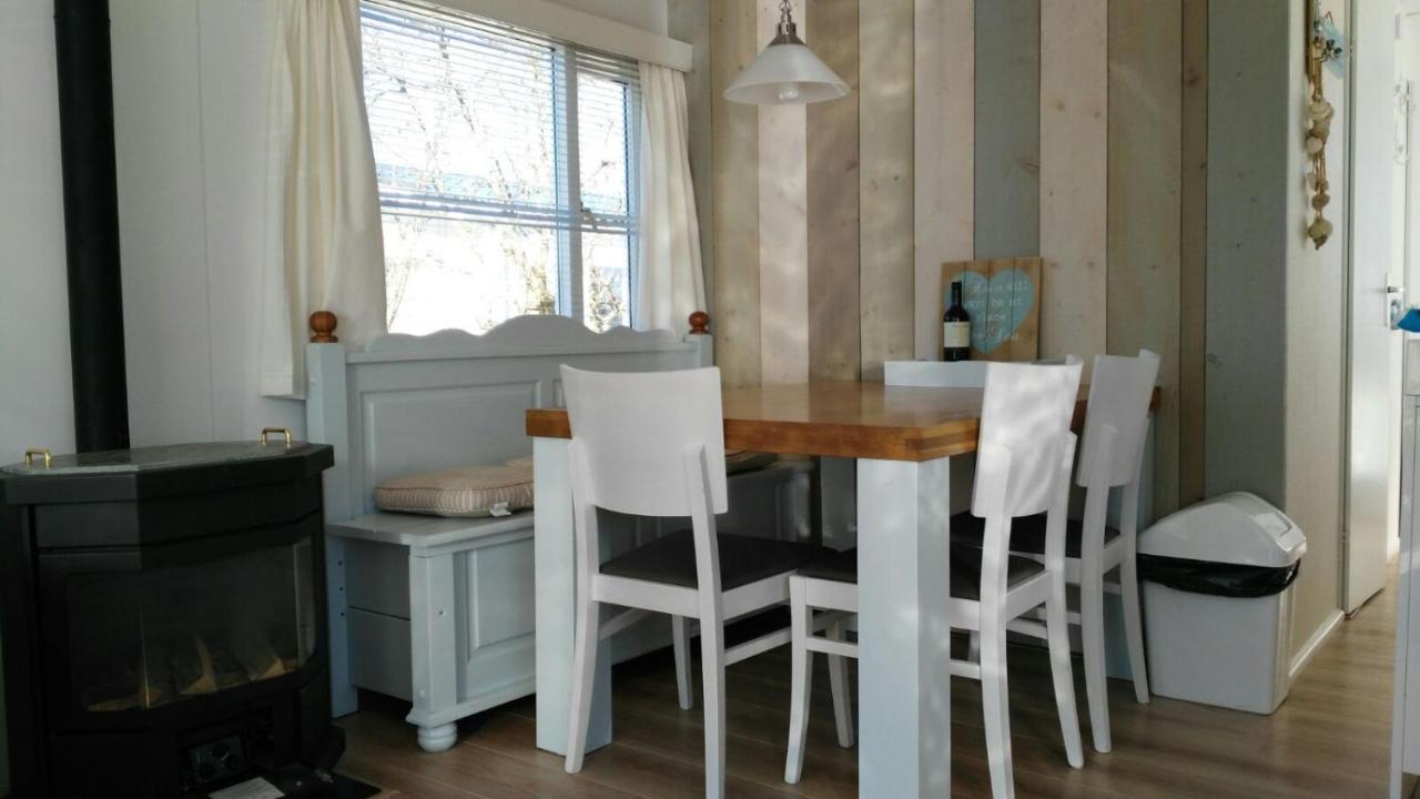Chalet Seazon O1 Buren  Exterior photo